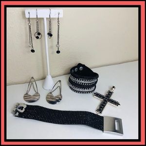 Nwot JEWELRY BUNDLE